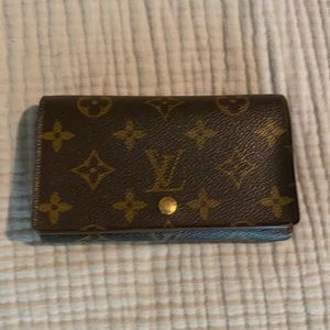 Louis Vuitton Tri-Fold Wallet. In great shape.